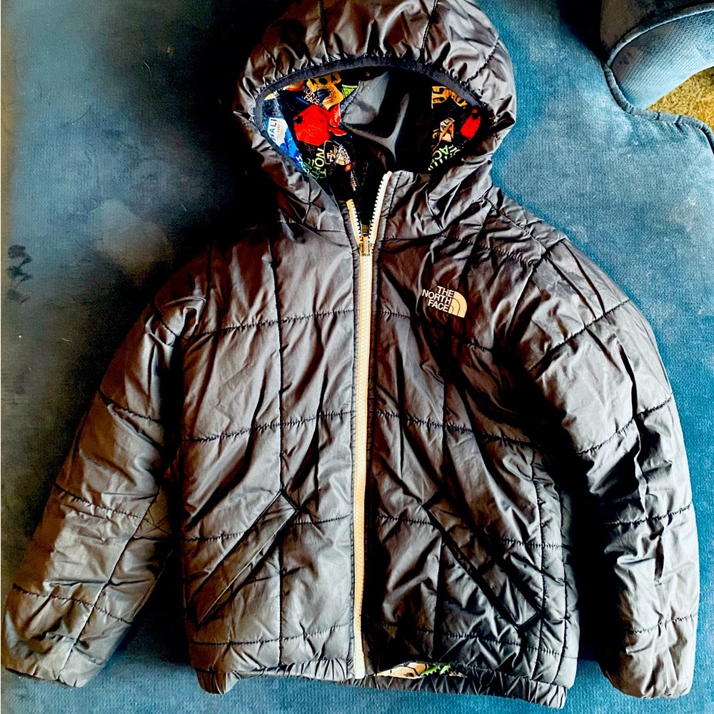 Boys North Face 5T winter coat.